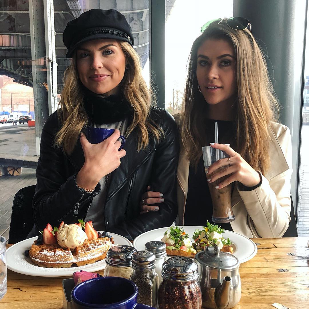 Hannah Brown and Caelynn Miller-Keyes - The Bachelor -