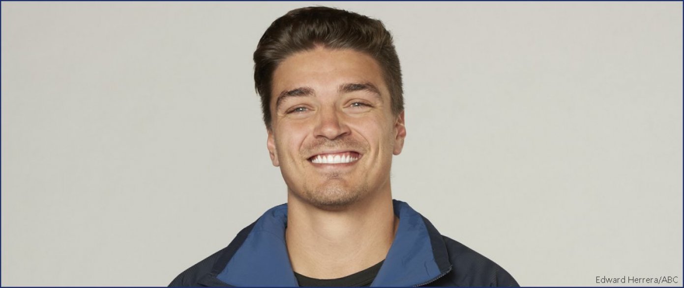 Dean Unglert embraces estranged father in new Instagram photo