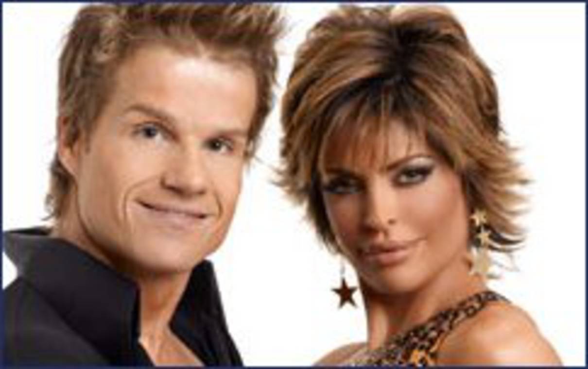 Report 'Dancing with the Stars 2' Lisa Rinna to return as new cohost