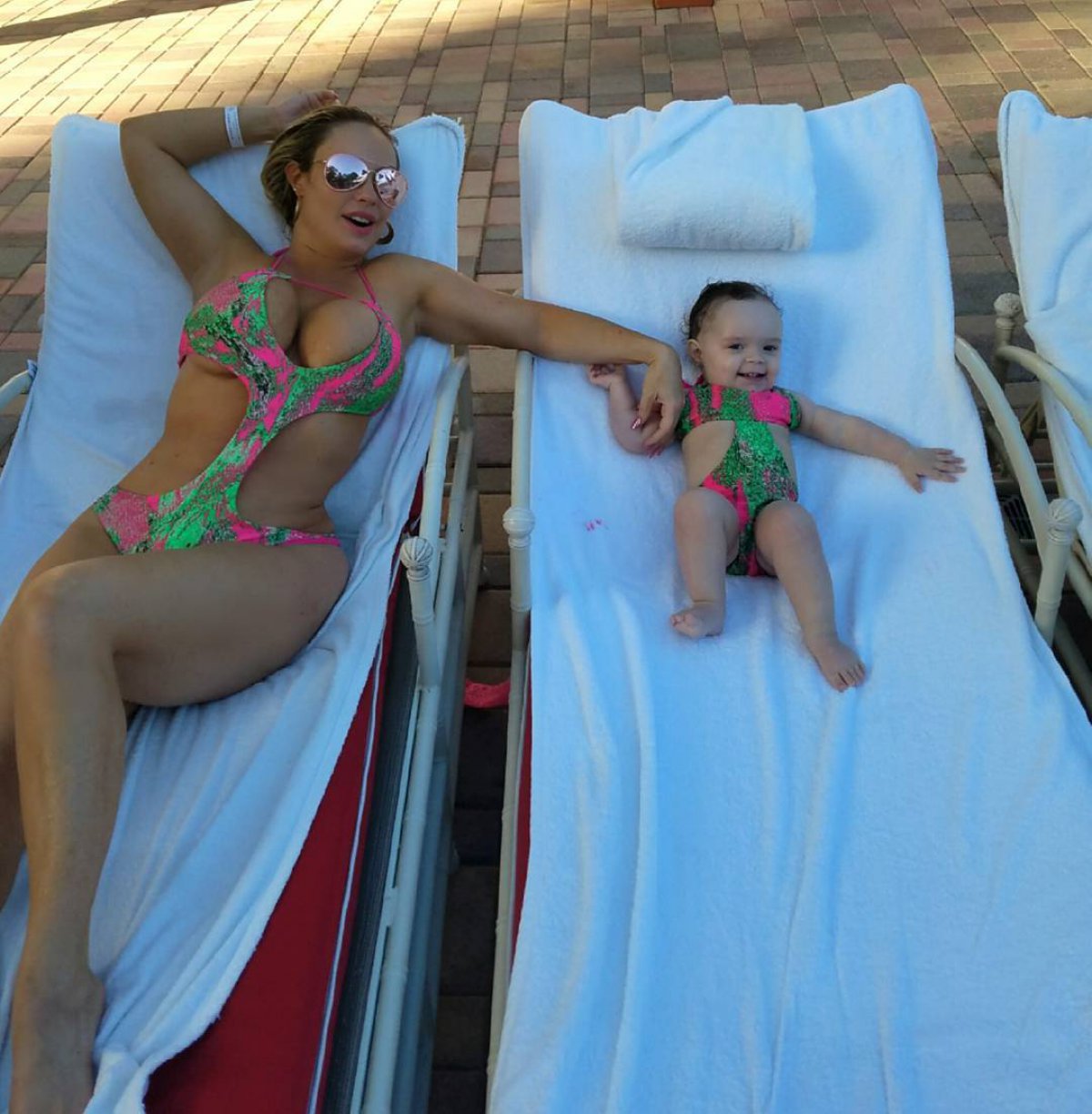 Coco Austin and infant daughter Chanel wear matching ...