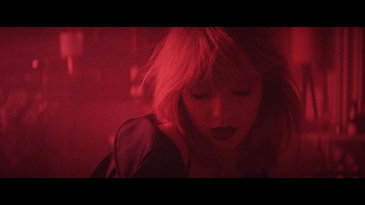 Taylor Swift And Zayn Malik Release I Don T Wanna Live Forever Music Video