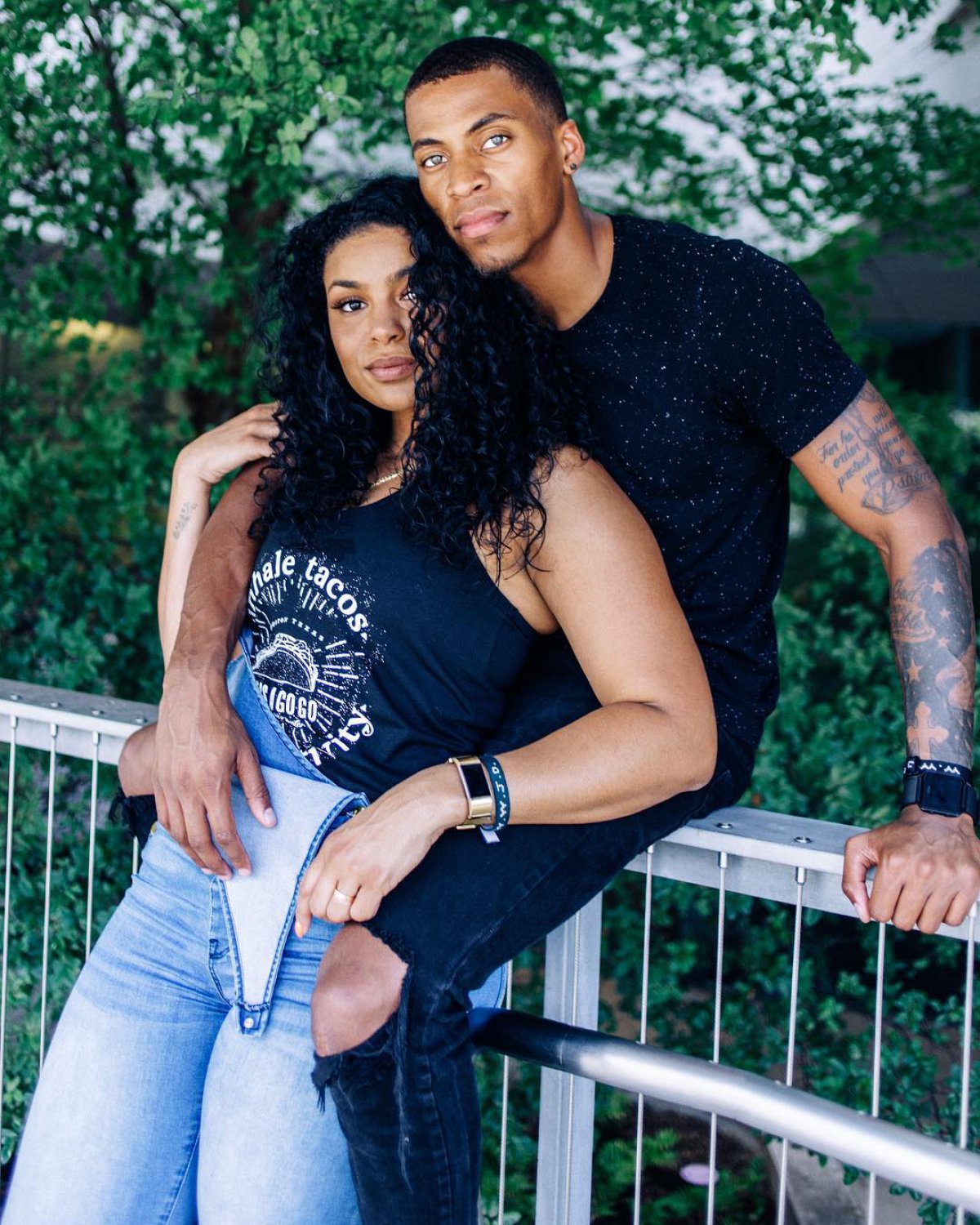 Jordin Sweetof'S Love Life Revealed! - 0933yjh