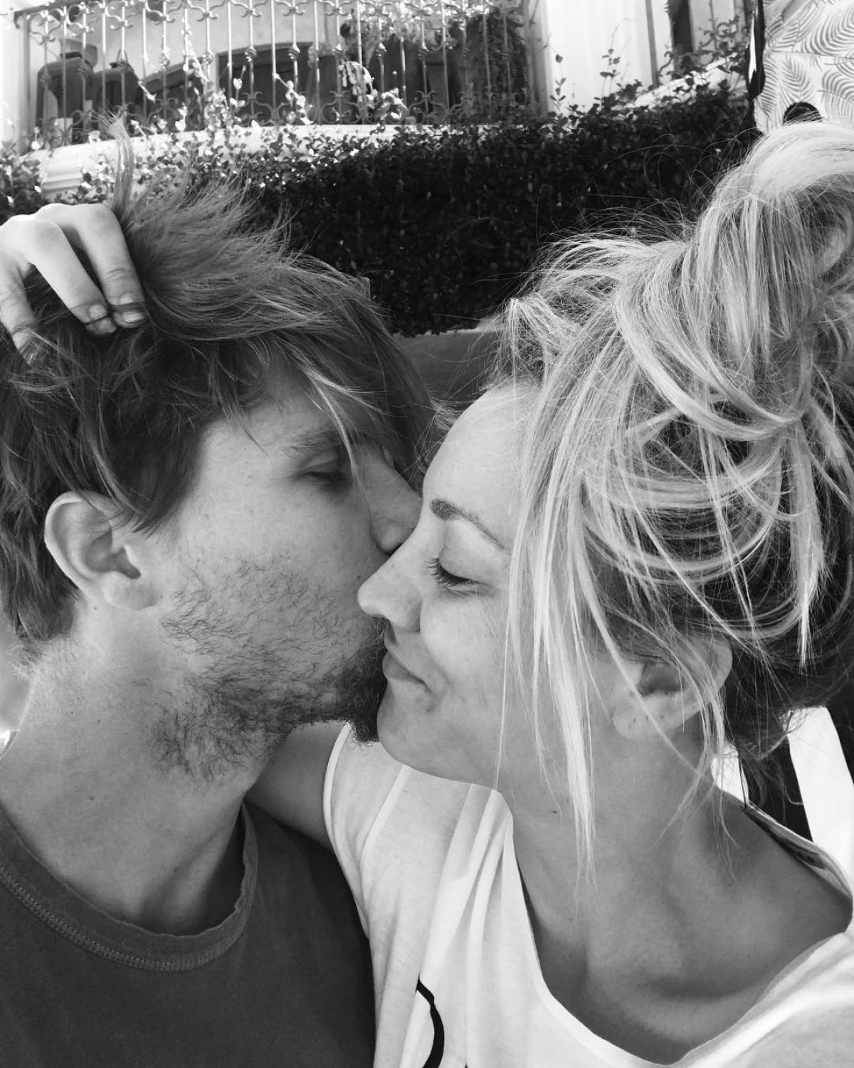 Kaley Cuoco cries and shows off diamond ring in proposal video ...