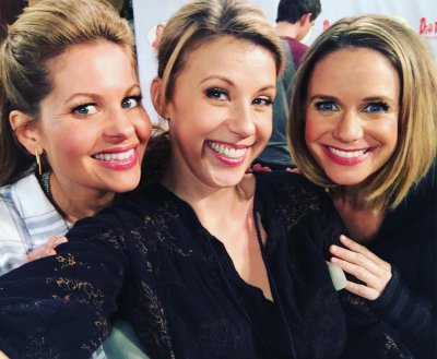 Jodie Sweetin Celebrates Fuller House Season 4 Renewal