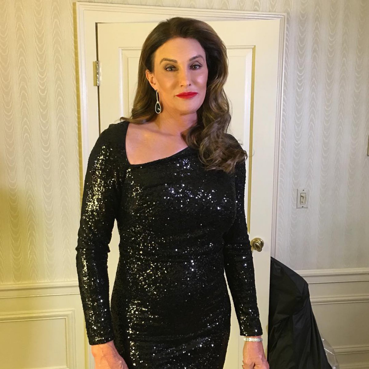 Caitlyn Jenner Confirms Sex Reassignment Surgery You Can Stop Staring Now It Was Just A