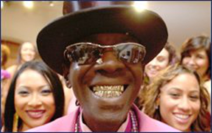 Mynetworktv Orders New Under One Roof Sitcom Starring Flavor Flav