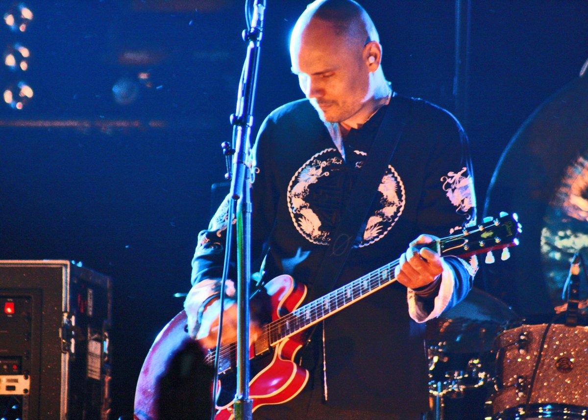 Smashing Pumpkins recruit Kiki Wong as new guitarist - Vimarsana News