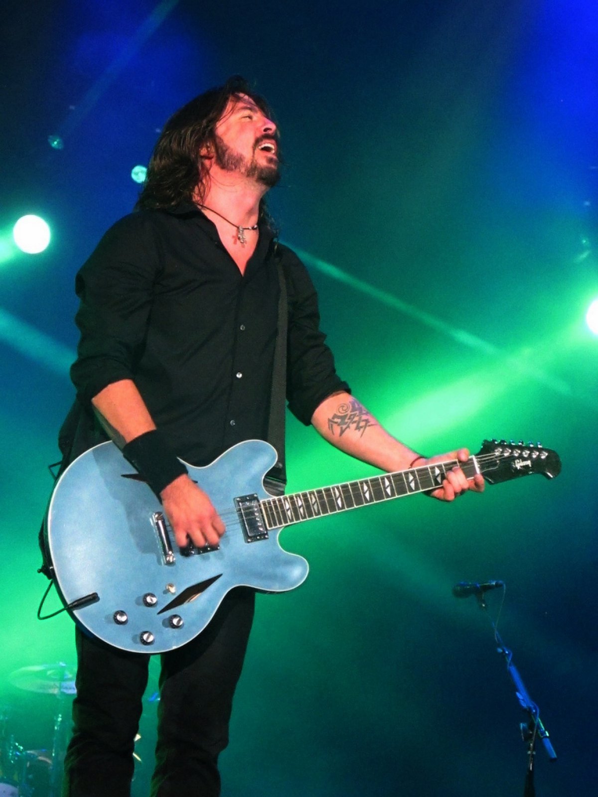 Dave Grohl's 'From Cradle to Stage' to arrive May 6, teaser released - Vimarsana News