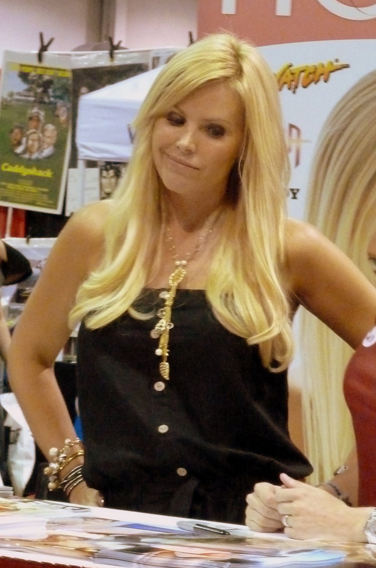 Ex'Baywatch' star Gena Lee Nolin and husband Cale Hulse expecting