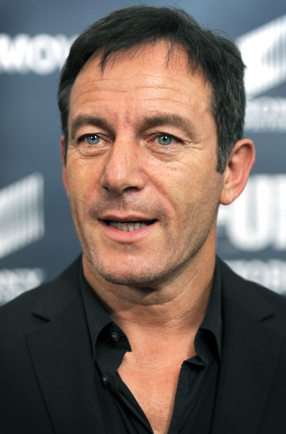 'Archie' star Jason Isaacs plays the man, not the myth, of Cary Grant - Vimarsana News